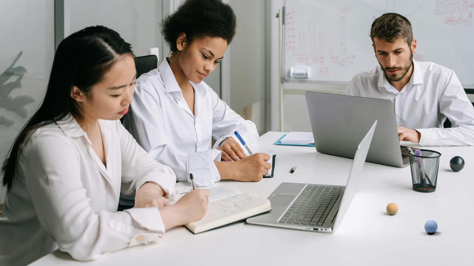 Product Information Management Mastery with CCMS Technology